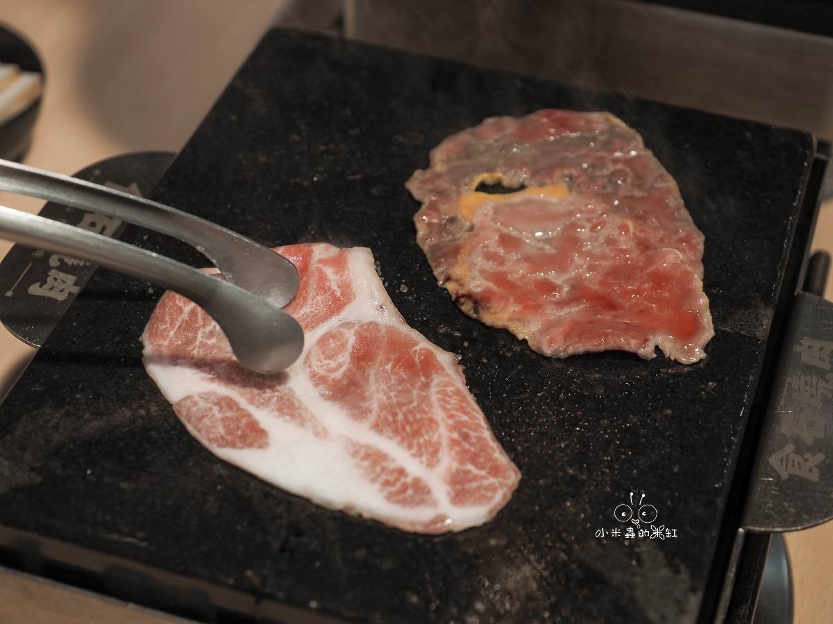 竹北竟然有一間只要160元的燒肉店!食石燒肉竹北縣政店:咖哩飯、肉燥飯隨你吃到飽,CP值超高! - 第20張圖 竹北竟然有一間只要160元的燒肉店!食石燒肉竹北縣政店:咖哩飯、肉燥飯隨你吃到飽,CP值超高!