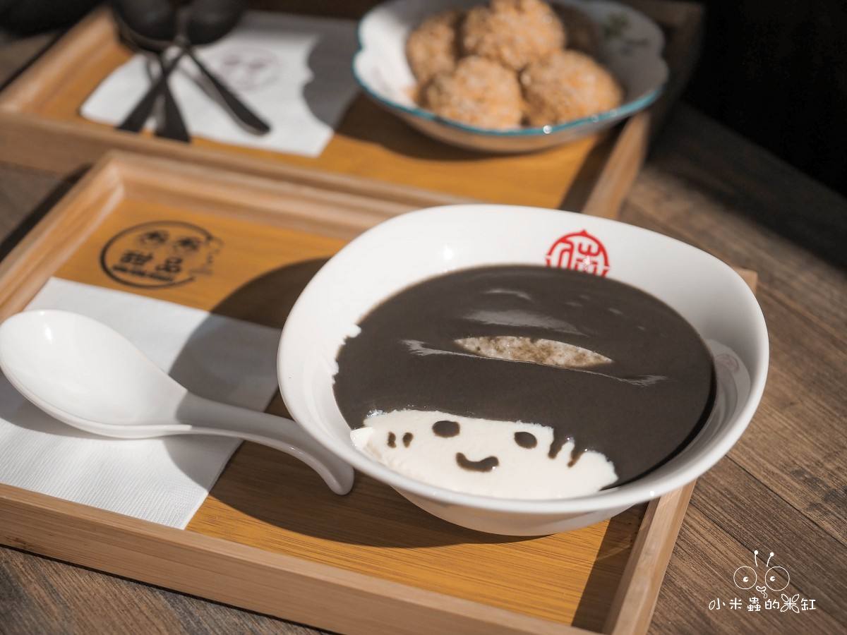 西門港式甜品推薦｜香香甜品 深夜也能吃到的港式甜湯！芝麻糊、楊枝甘露、燉奶每一碗都超療癒