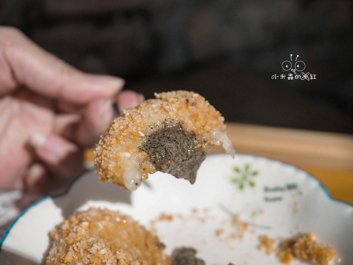 西門港式甜品推薦｜香香甜品 深夜也能吃到的港式甜湯！芝麻糊、楊枝甘露、燉奶每一碗都超療癒