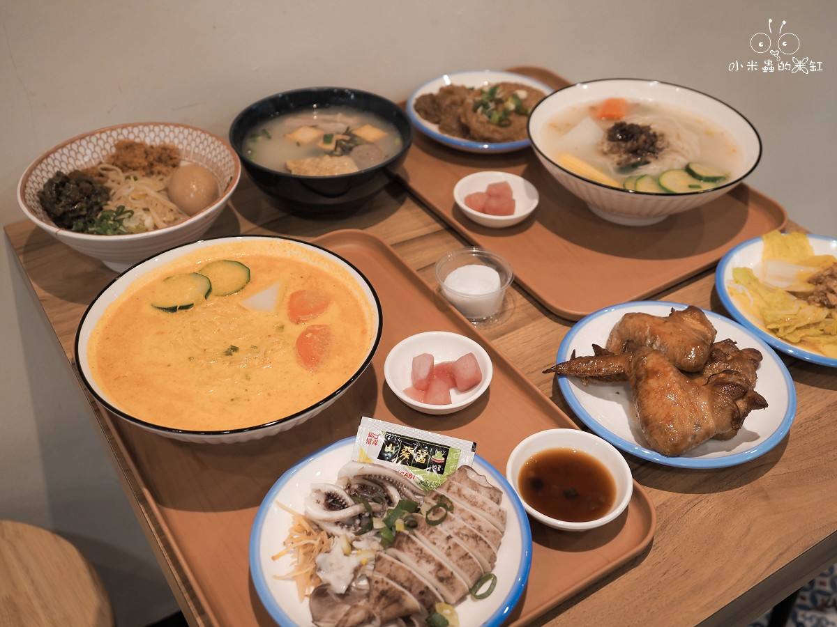 板橋麵店推薦！花山家台麵小館｜免費冬瓜茶喝到爽！懷古豬排麵、南洋魷魚麵一次滿足，平價又有質感！