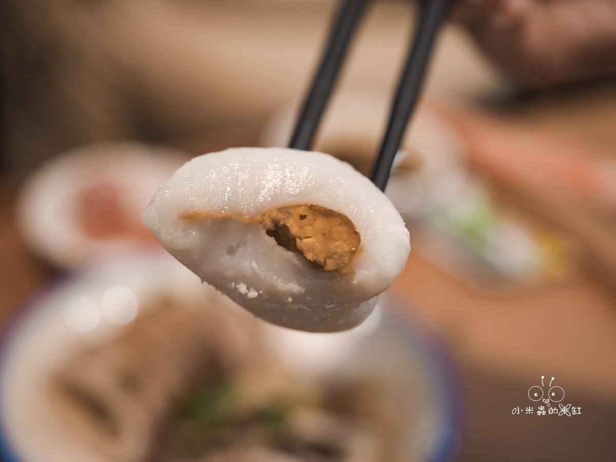 板橋麵店推薦！花山家台麵小館｜免費冬瓜茶喝到爽！懷古豬排麵、南洋魷魚麵一次滿足，平價又有質感！
