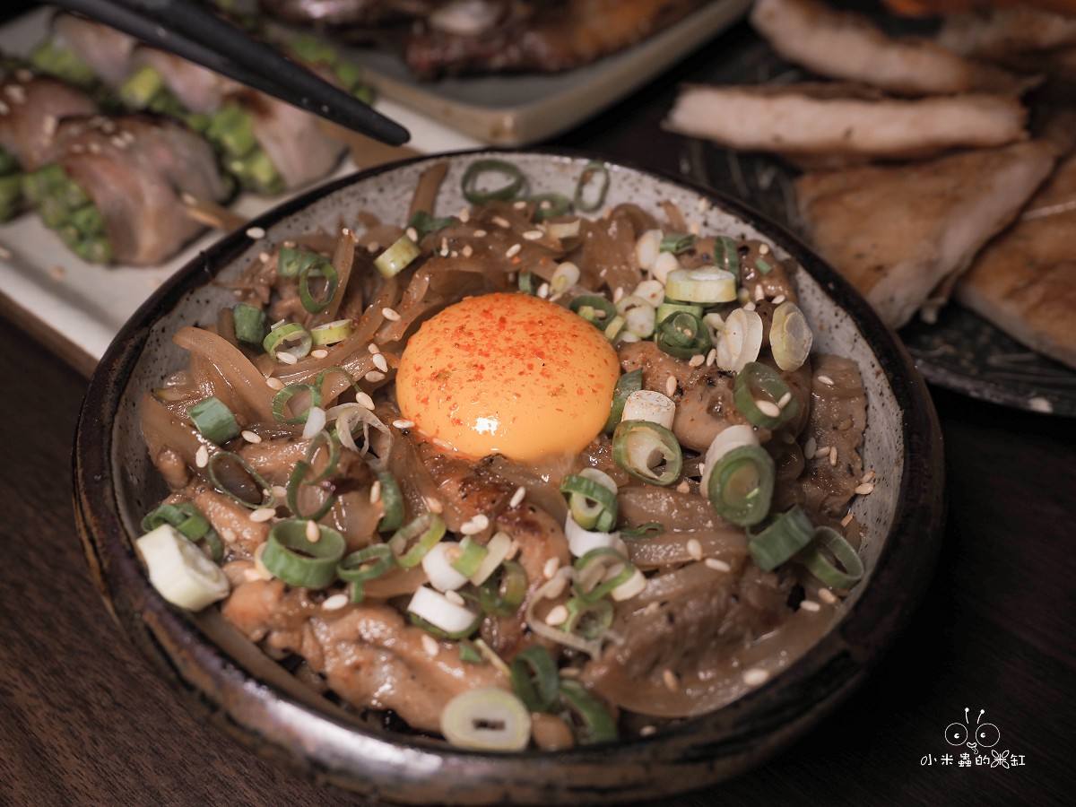 士林夜市美食推薦！大村武串燒居酒屋士林店｜超濃郁日式風情，隱密包廂與寵物友善的深夜微醺好去處