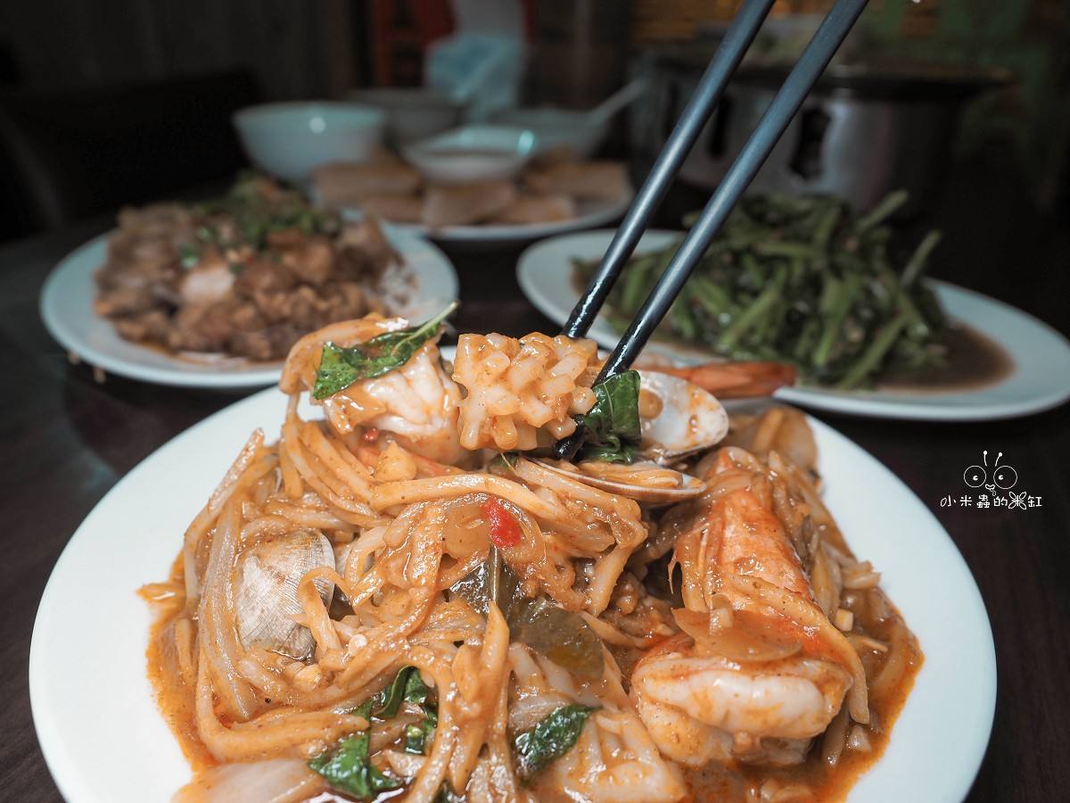 蘆洲泰式料理推薦!夏天小館泰式料理|隱藏版超厚月亮蝦餅!泰國老闆掌廚,白飯吃到飽還寵物友善太加分 - 第12張圖 蘆洲泰式料理推薦!夏天小館泰式料理|隱藏版超厚月亮蝦餅!泰國老闆掌廚,白飯吃到飽還寵物友善太加分
