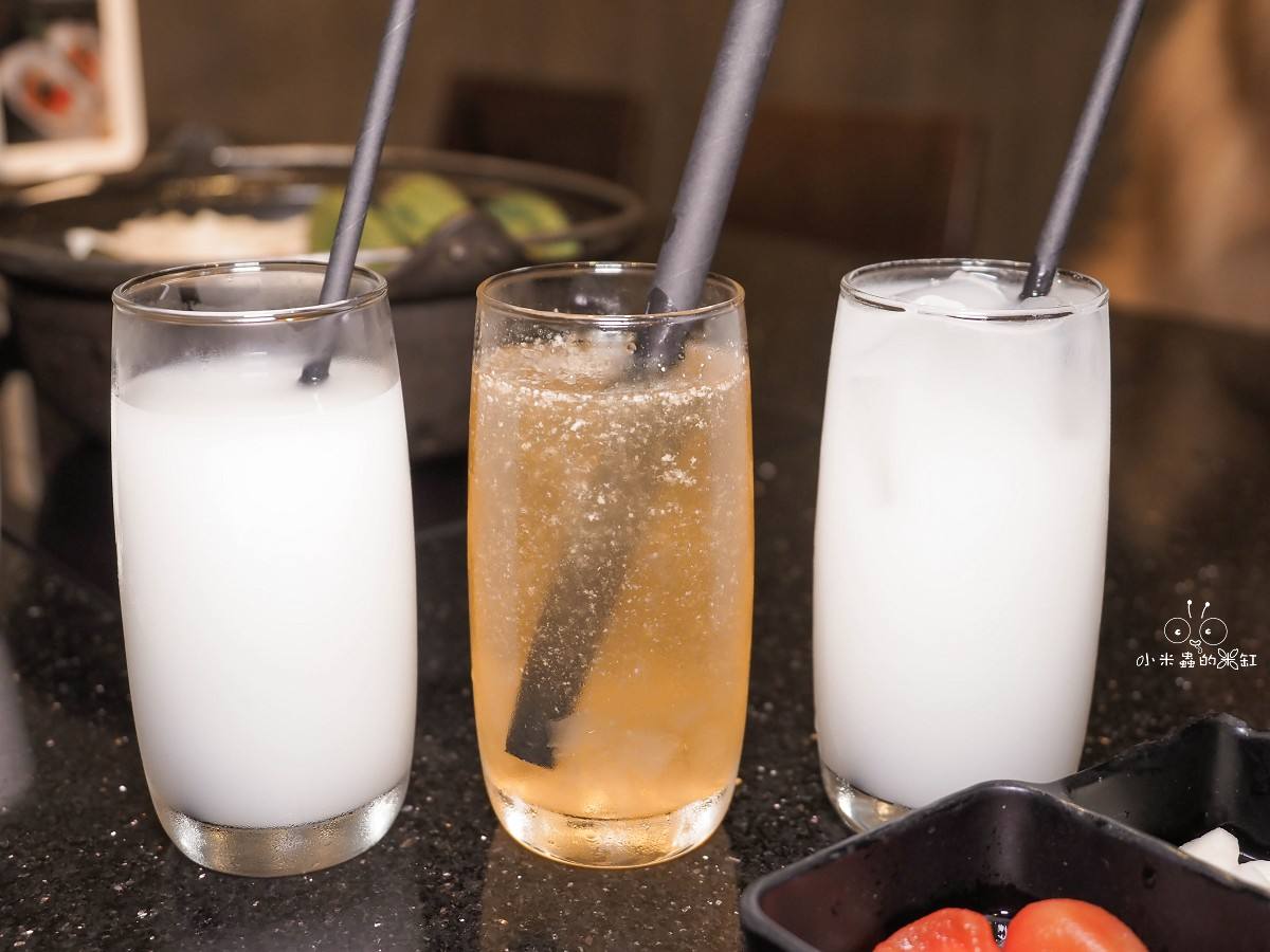 國父紀念館站高級火鍋推薦|《囍聚精緻鍋物》活體青蟳、專人桌邊服務太享受!海鮮控必朝聖的頂級鍋物饗宴 - 第16張圖 國父紀念館站高級火鍋推薦|《囍聚精緻鍋物》活體青蟳、專人桌邊服務太享受!海鮮控必朝聖的頂級鍋物饗宴