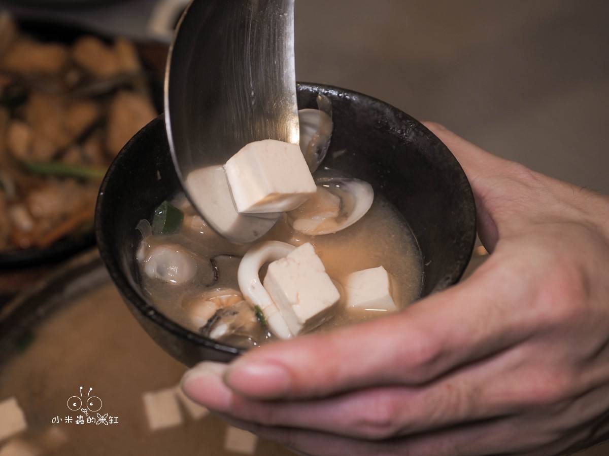 新竹最強熱炒推薦!草地囡仔複合式熱炒|竹北聚餐必吃,炎焰牛牛火焰秀太浮誇,這間餐廳一定會讓你想回訪! - 第29張圖 新竹最強熱炒推薦!草地囡仔複合式熱炒|竹北聚餐必吃,炎焰牛牛火焰秀太浮誇,這間餐廳一定會讓你想回訪!