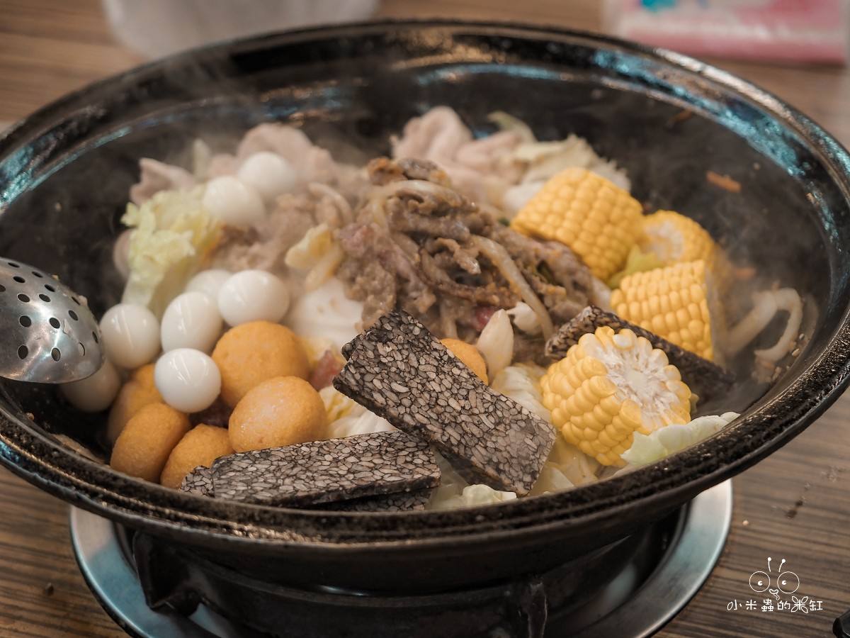 西門町火鍋推薦|雅香石頭火鍋 1976年老字號石頭火鍋,先爆香再開鍋真的有夠香!營業到凌晨的宵夜首選! - 第15張圖 西門町火鍋推薦|雅香石頭火鍋 1976年老字號石頭火鍋,先爆香再開鍋真的有夠香!營業到凌晨的宵夜首選!