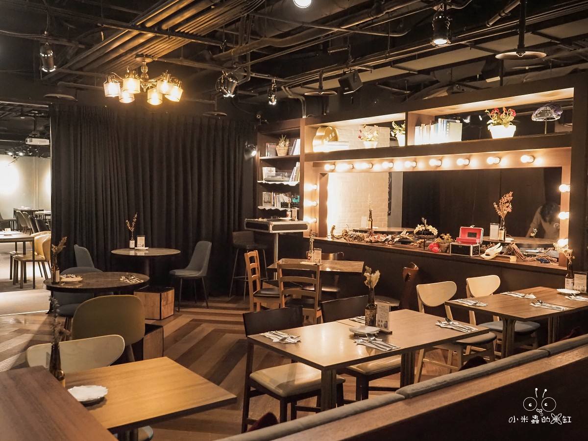 捷運中正紀念堂站餐廳推薦|《戲台酒館》國家兩廳院餐廳藏著爵士音樂餐廳,約會聚餐都適合的質感餐酒館 - 第5張圖 捷運中正紀念堂站餐廳推薦|《戲台酒館》國家兩廳院餐廳藏著爵士音樂餐廳,約會聚餐都適合的質感餐酒館