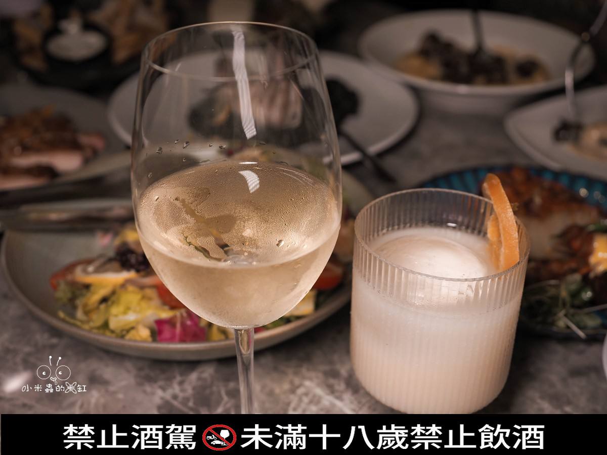 捷運中正紀念堂站餐廳推薦|《戲台酒館》國家兩廳院餐廳藏著爵士音樂餐廳,約會聚餐都適合的質感餐酒館 - 第32張圖 捷運中正紀念堂站餐廳推薦|《戲台酒館》國家兩廳院餐廳藏著爵士音樂餐廳,約會聚餐都適合的質感餐酒館