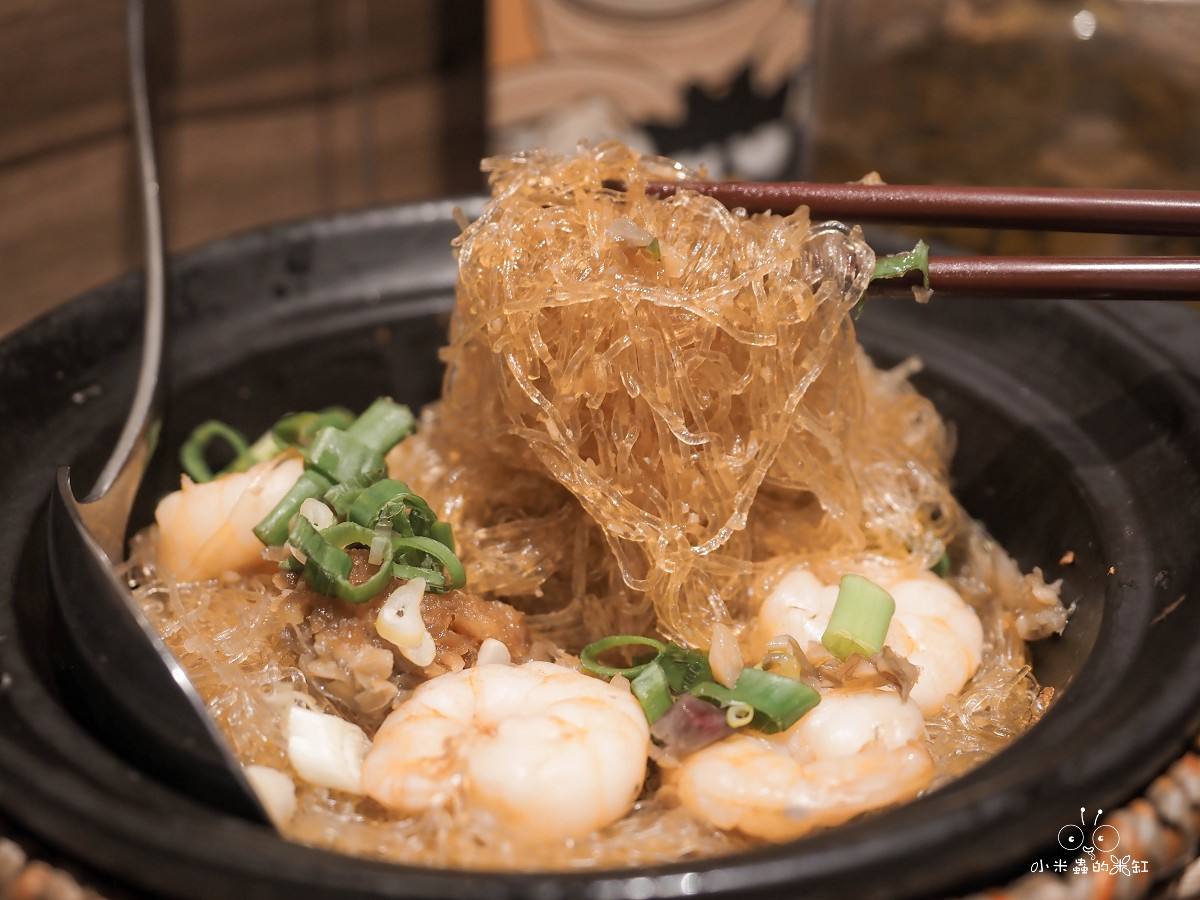 台北車站美食推薦｜《點點心 新光北車店》三麗鷗聯名登場！盲抽豬仔包真的抽到最愛酷企鵝！