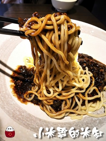 行天宮美食|老爹韓式典藏料理~韓式炸醬麵 吃了令人回味~ - 第1張圖